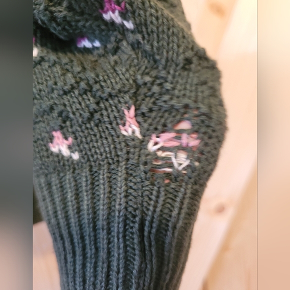 Vintage American Eagle Green 90s Sweater - Picture 8 of 9